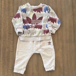 Adidas Kids Gray and Multicolor Sweatpants Set
